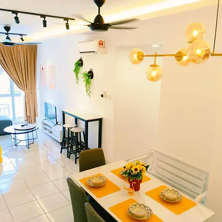 Kulai Apartment 3Br-5Br Near Ioi, Aeon And Senai Airport Exterior photo