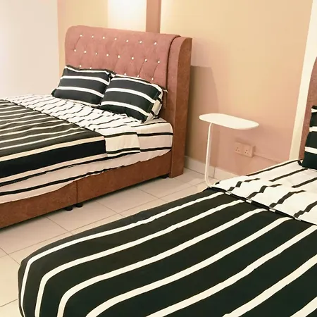 Kulai Apartment 3Br-5Br Near Ioi, Aeon And Senai Airport Exterior photo