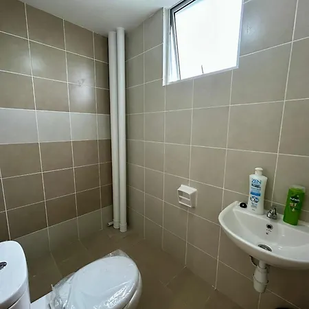 Kulai Apartment 3Br-5Br Near Ioi, Aeon And Senai Airport Exterior photo