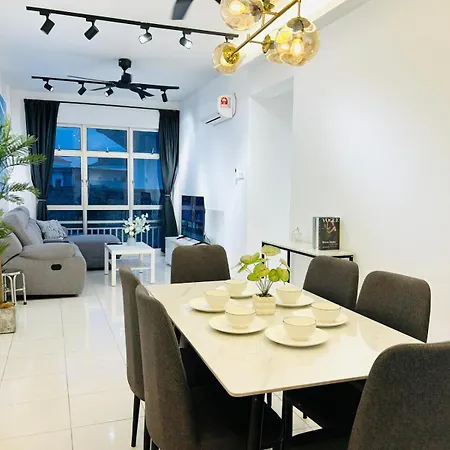 Kulai Apartment 3Br-5Br Near Ioi, Aeon And Senai Airport Exterior photo