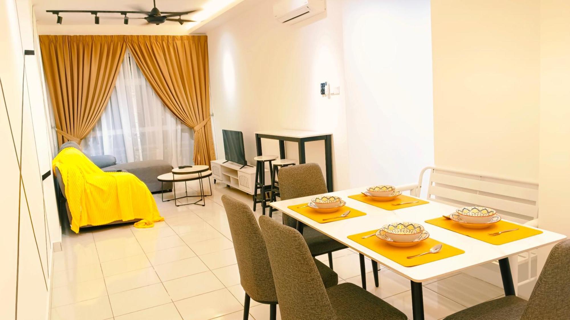 Apartment 3br-5br Near Ioi, Aeon And Senai Airport Kulai