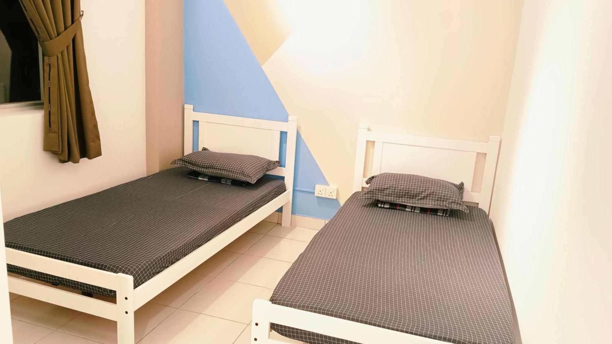 Apartment 3br-5br Near Ioi, Aeon And Senai Airport Kulai