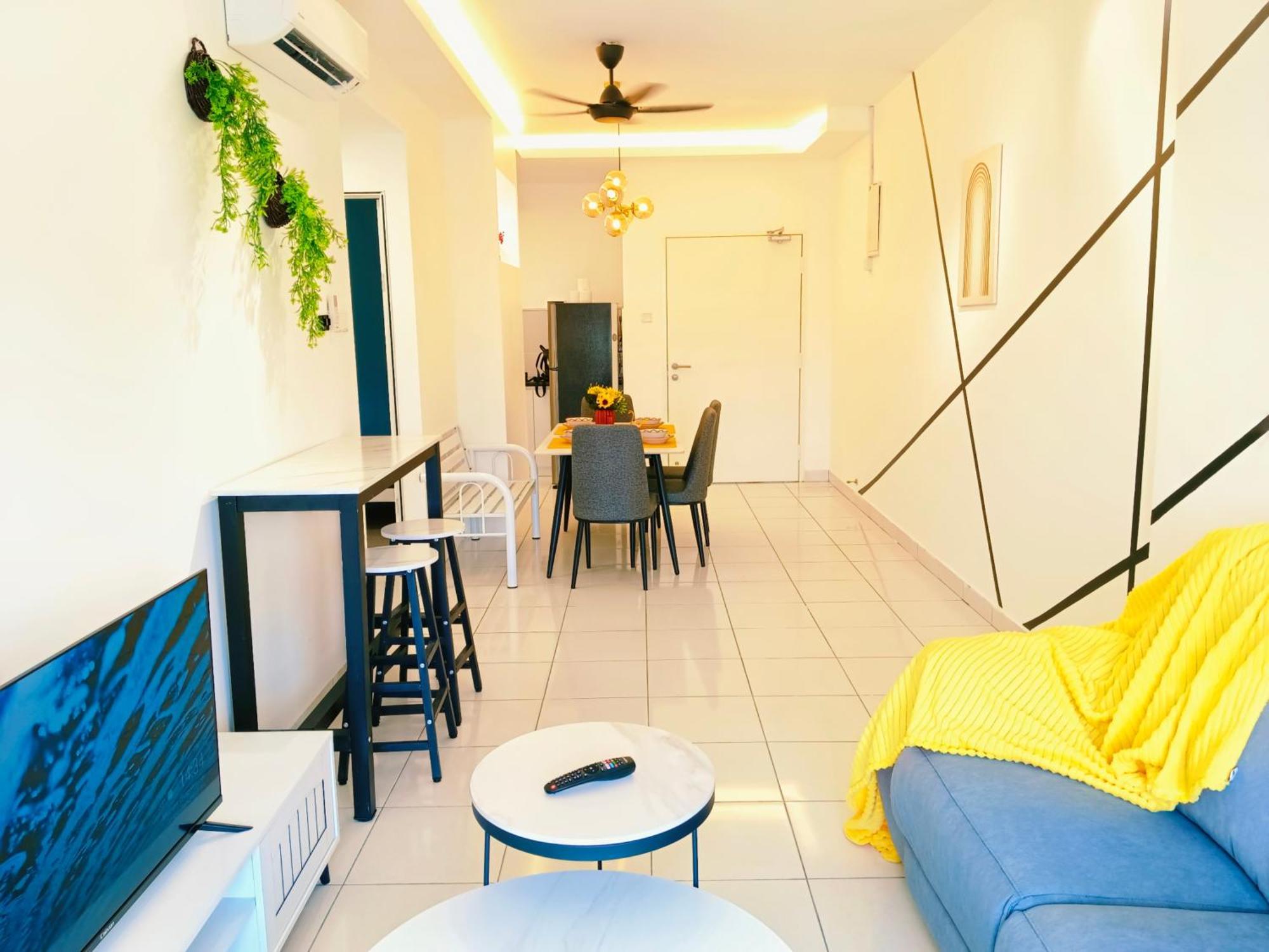 3br-5br Near Ioi, Aeon And Senai Airport Apartment *