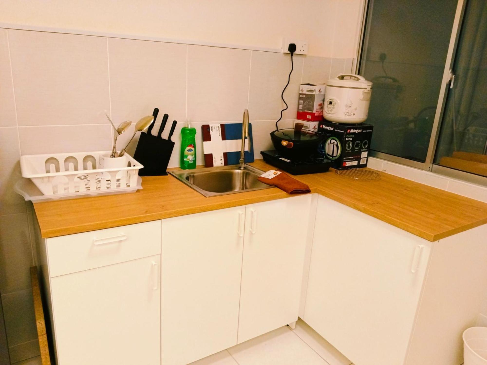 3br-5br Near Ioi, Aeon And Senai Airport *