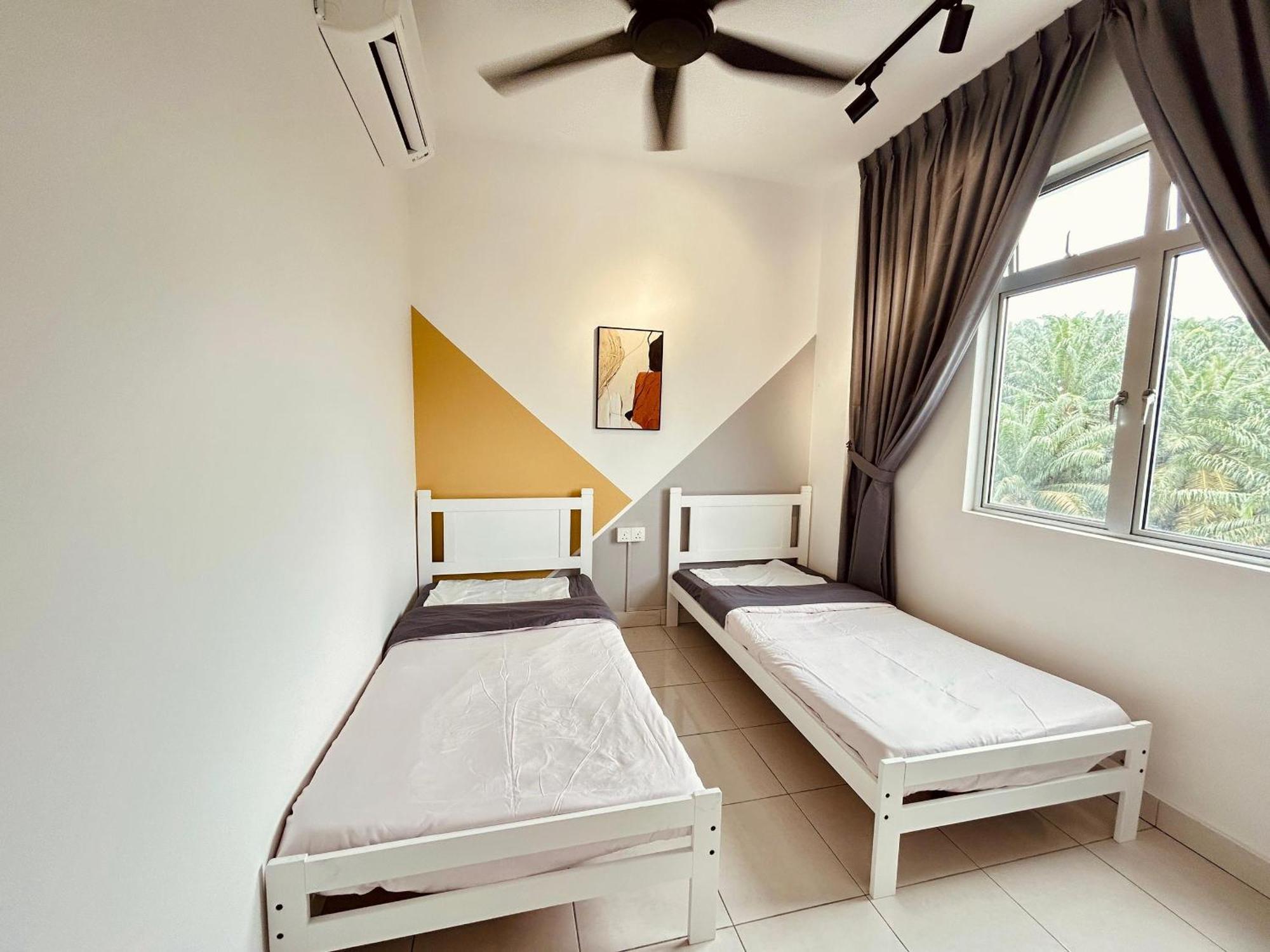 3br-5br Near Ioi, Aeon And Senai Airport * Kulai